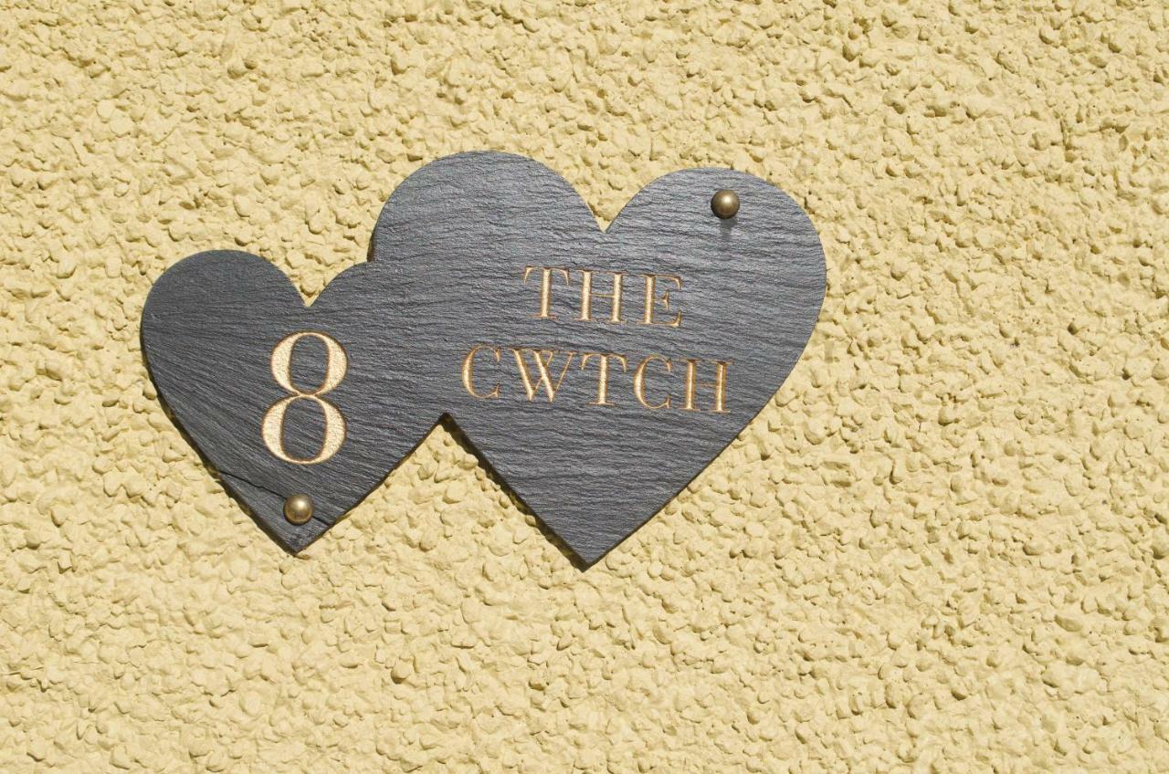 The Cwtch, Log Fire, Sleeps 6, Nr Zip World, Brecon And Bike Park Wales Villa Aberdare Eksteriør bilde