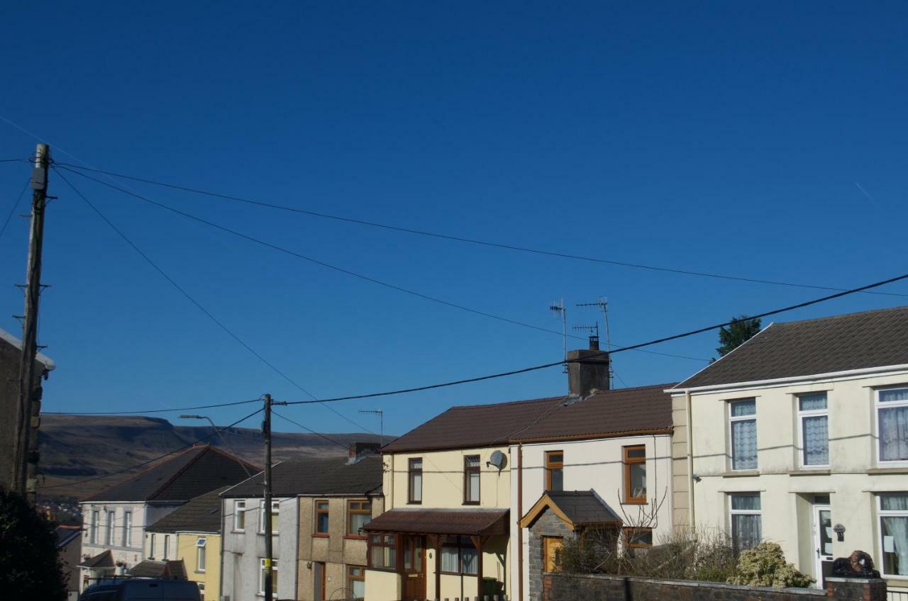 The Cwtch, Log Fire, Sleeps 6, Nr Zip World, Brecon And Bike Park Wales Villa Aberdare Eksteriør bilde